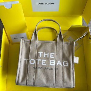 NEW Marc Jacobs The Mini Tote Bag WITH TAGS in Beige